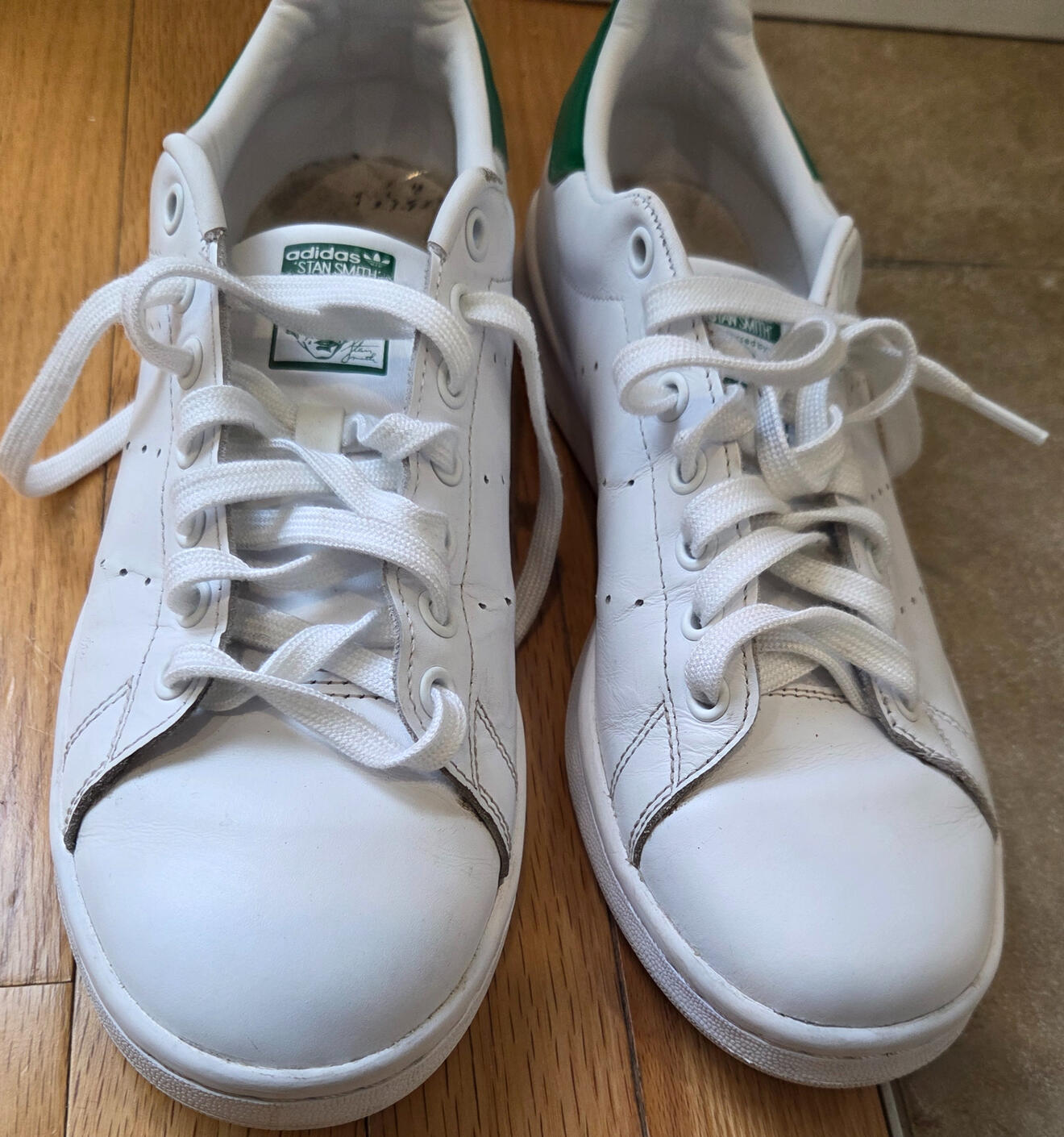 LAKESHORE KICKS LAB Shoes after cleaning